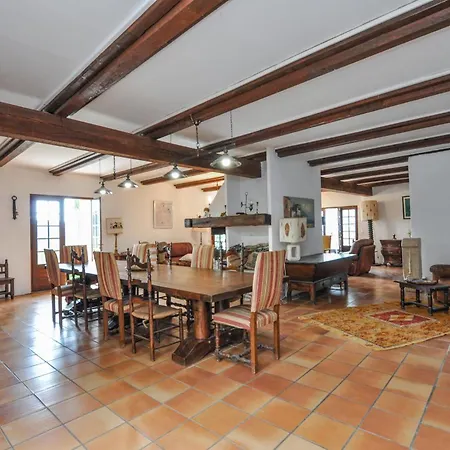 Amazing Home In Vacheres *