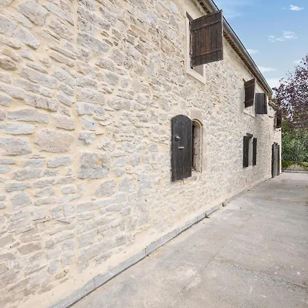 Amazing Home In Vacheres
