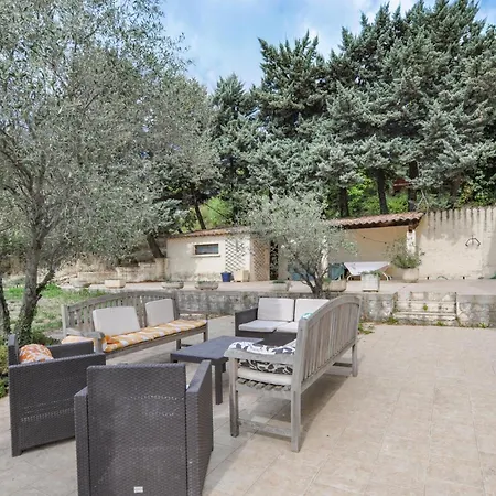 Semesterbostad Stunning In Vachères