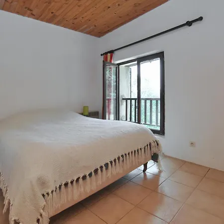Holiday home Cozy In With Private Swimming Pool, Be Inside Or Outside Vacheres