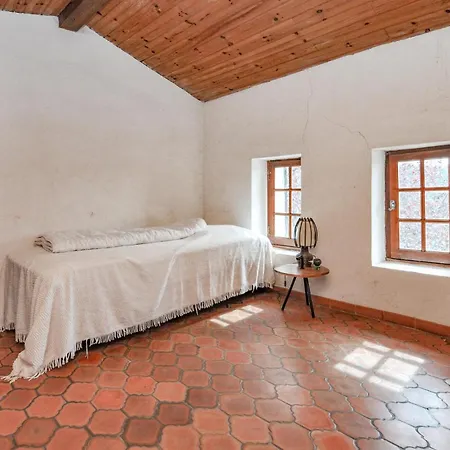 Amazing Home In Vacheres Dom wakacyjny