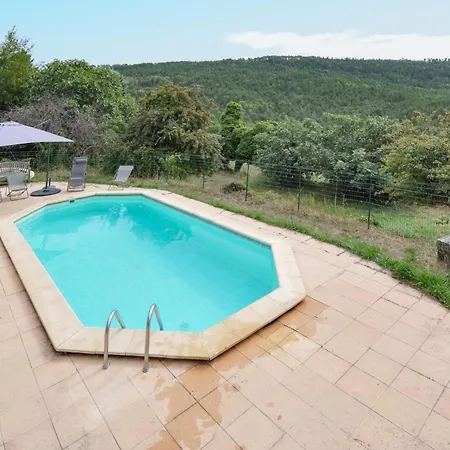 Cozy In With Private Swimming Pool, Be Inside Or Outside Holiday home *