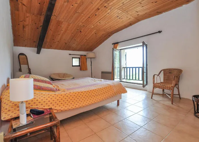 Stunning In * Vacheres